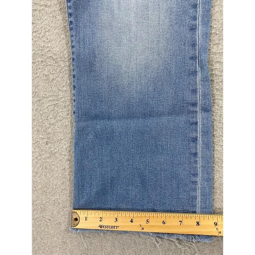 LAGENCE comparing brand wear