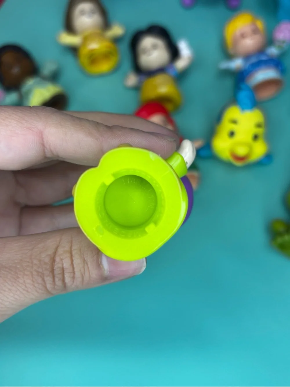 Little People color product pre
