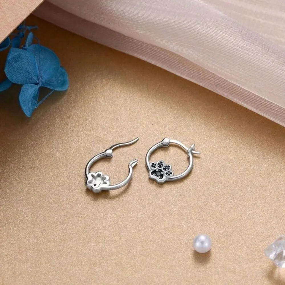 N/A stylish silver