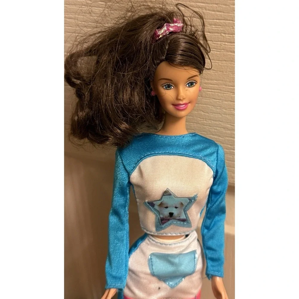 Vintage‎ BARBIE DOLL  PICTURE POCKET SKIRT TOP  Dark Hair Blue Eyes