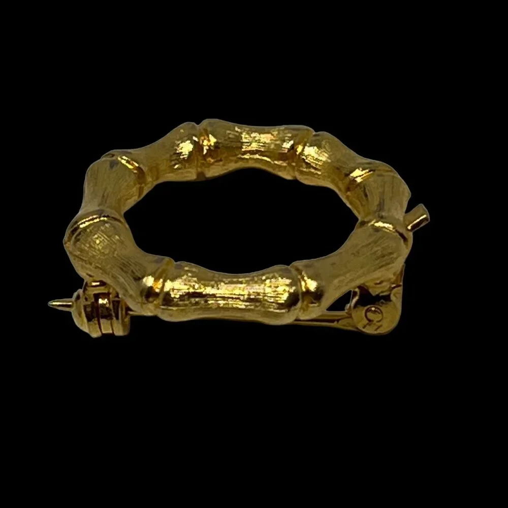 Unbranded vintage brooch