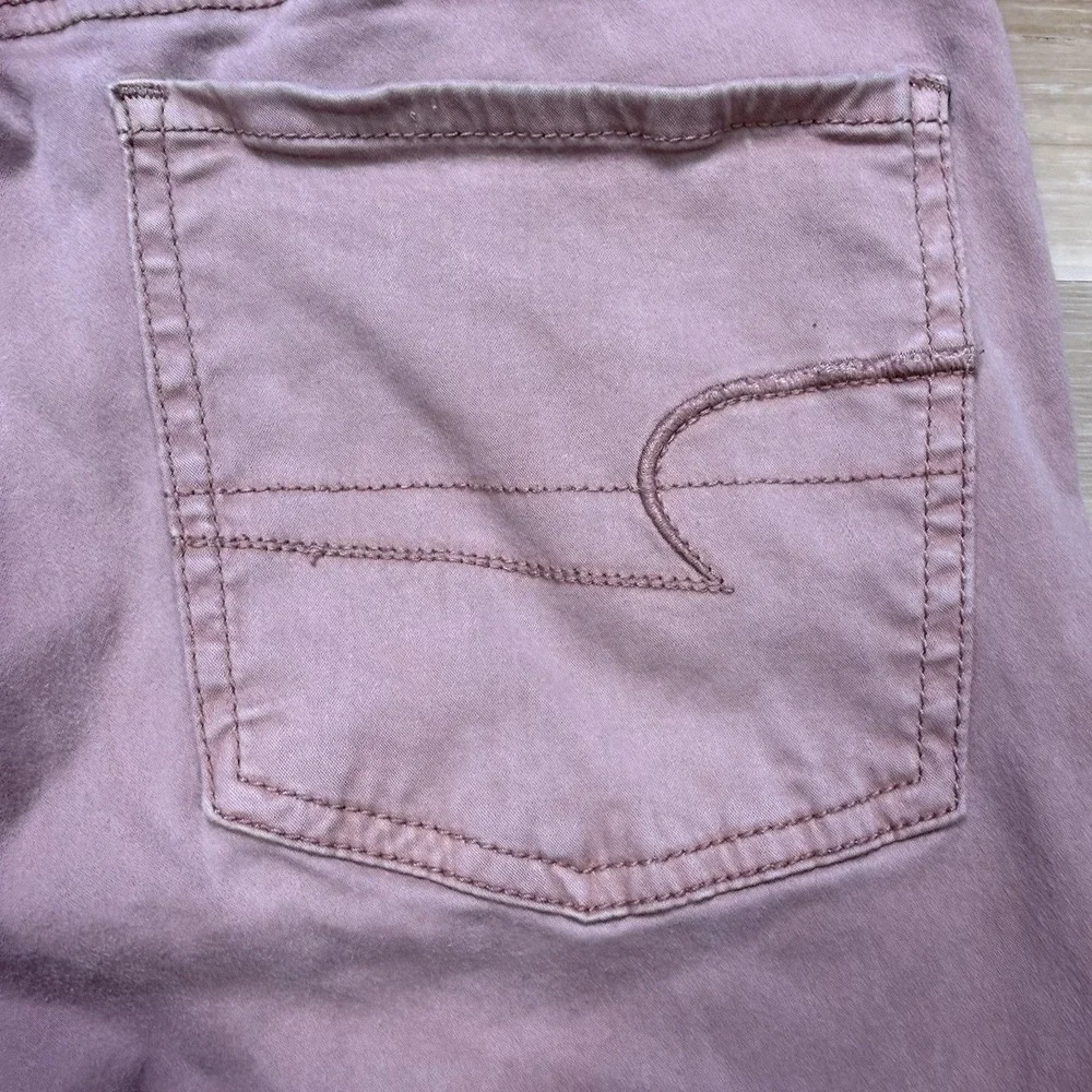 American Eagle Outfitters or leg