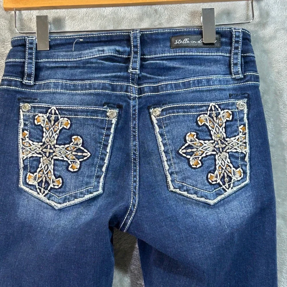 Stella in Dreams waist flat