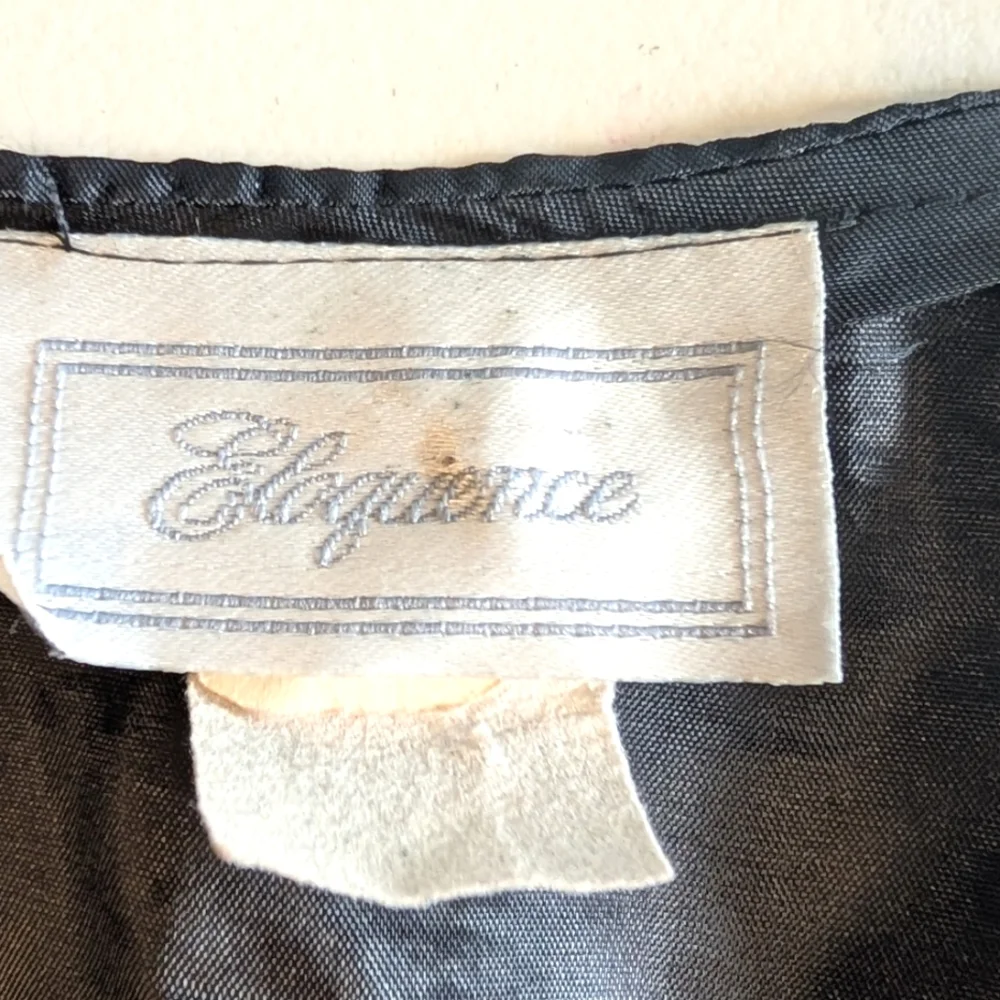 Eloquience vintage single