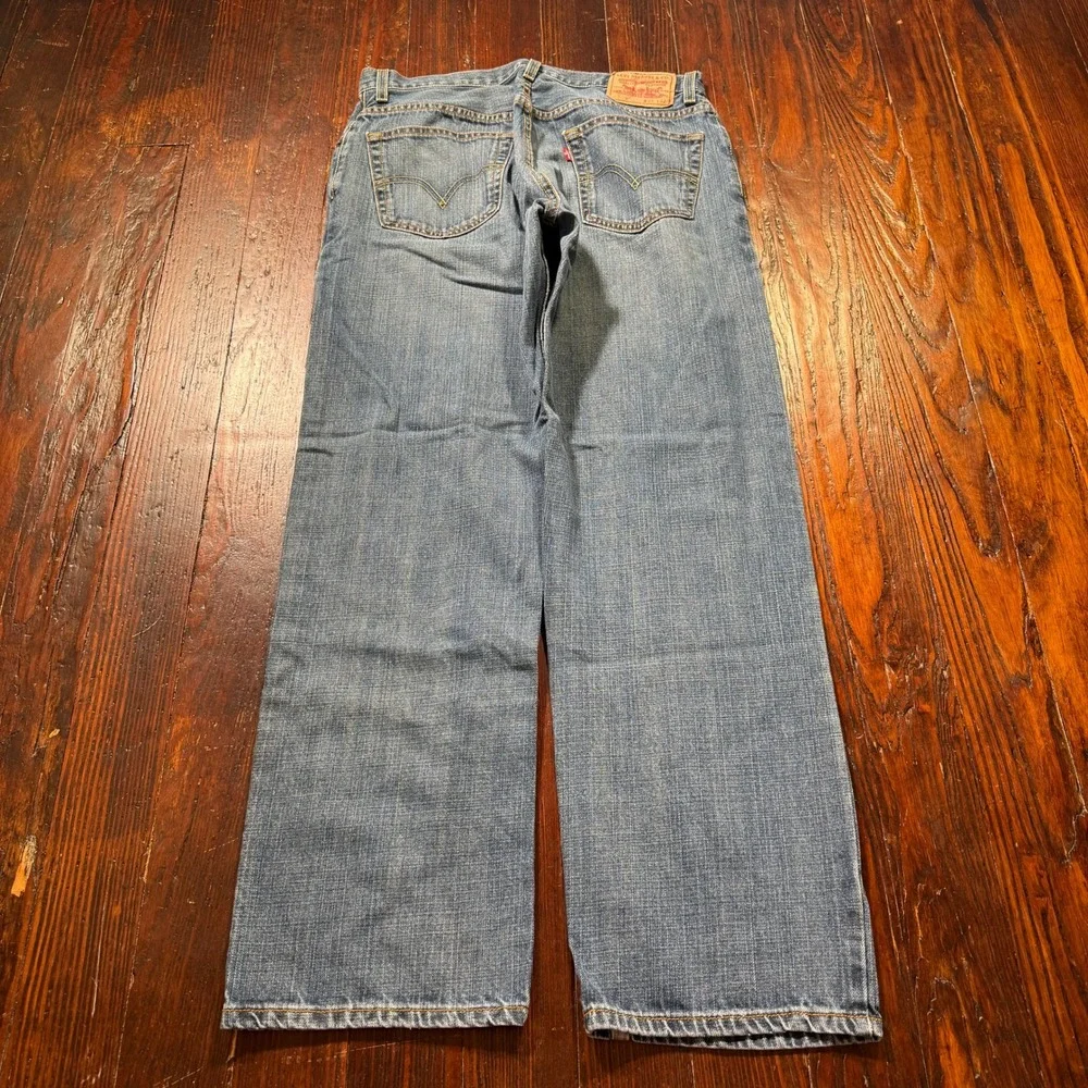 Levis levis 559