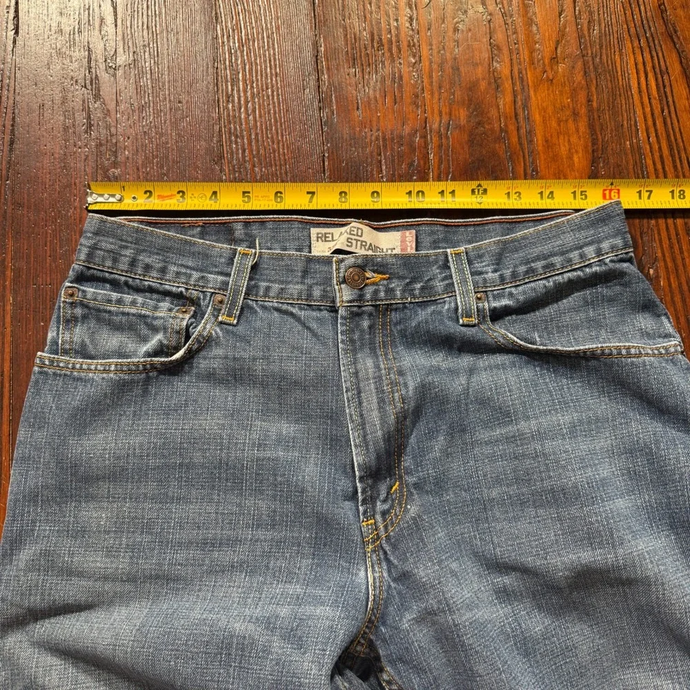 Levis levis 559