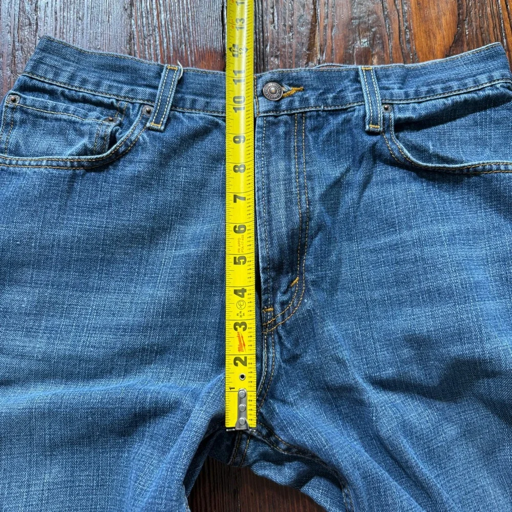 Levis levis 559