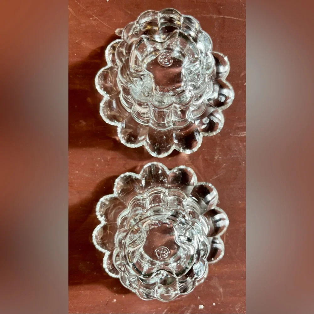 N/A pair glass