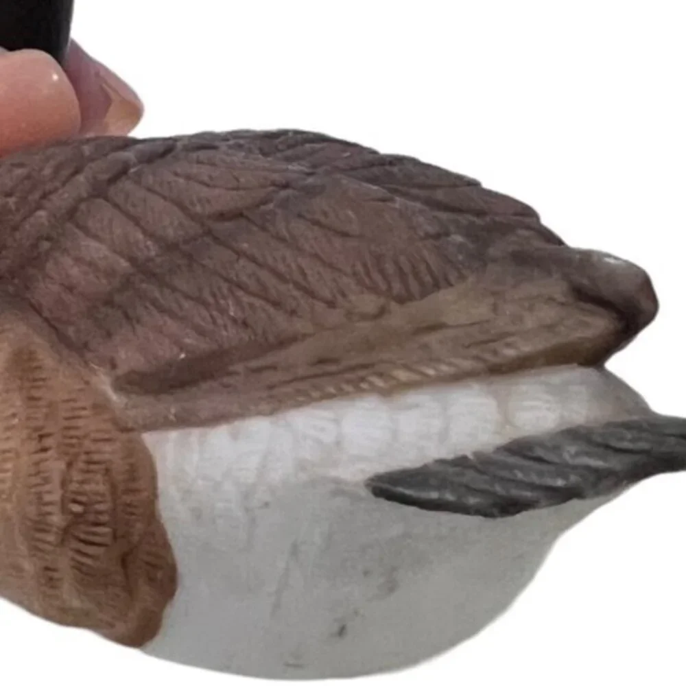 Lefton canada goose