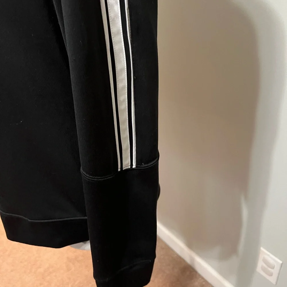 ATHLETIC WORKS WOMEN'S JACKET FULL ZIP FRONT ACTIVE PERFORMANCE KNIT MEDIUM‎