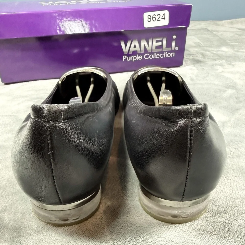 Vaneli purple collection