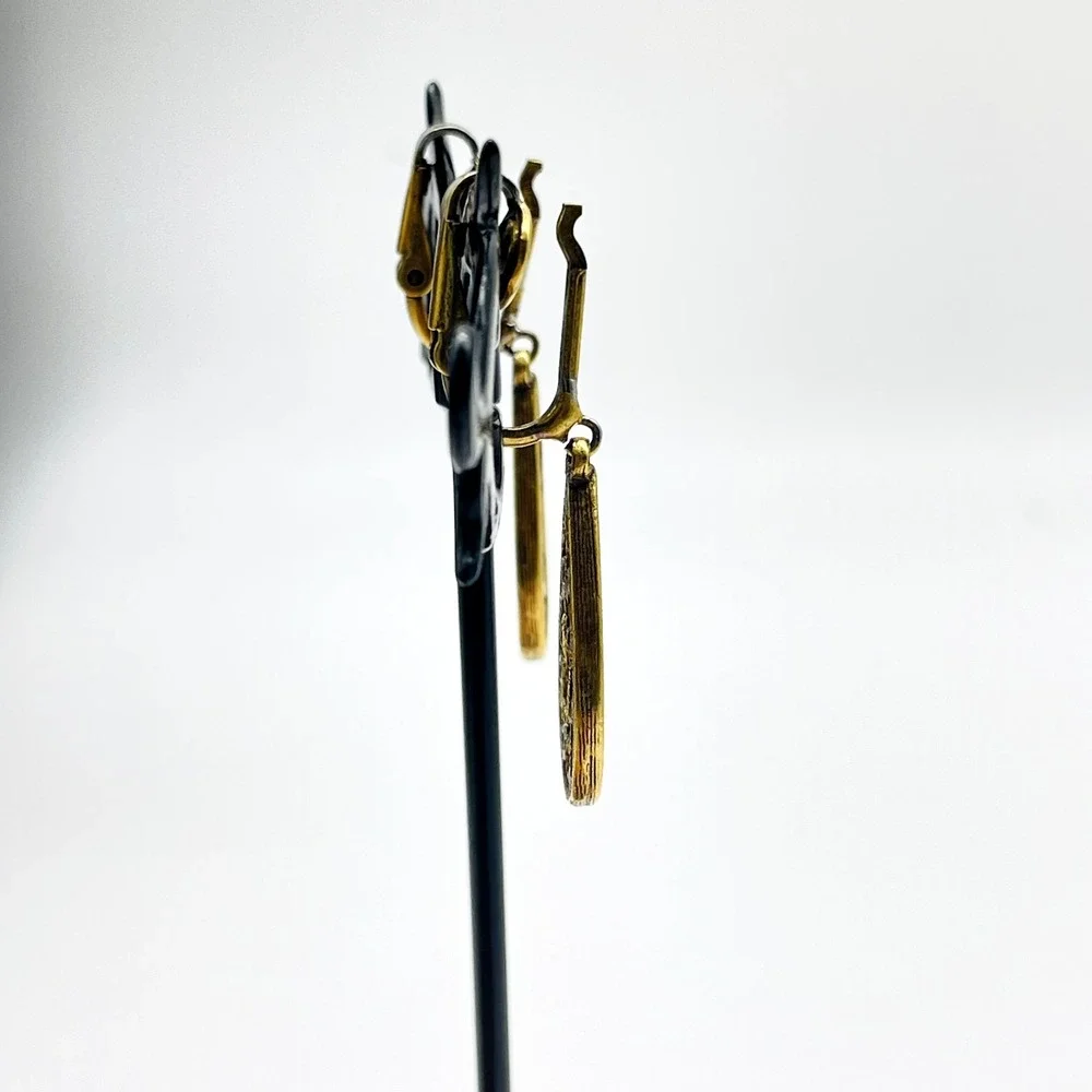 N/A elegant vintage