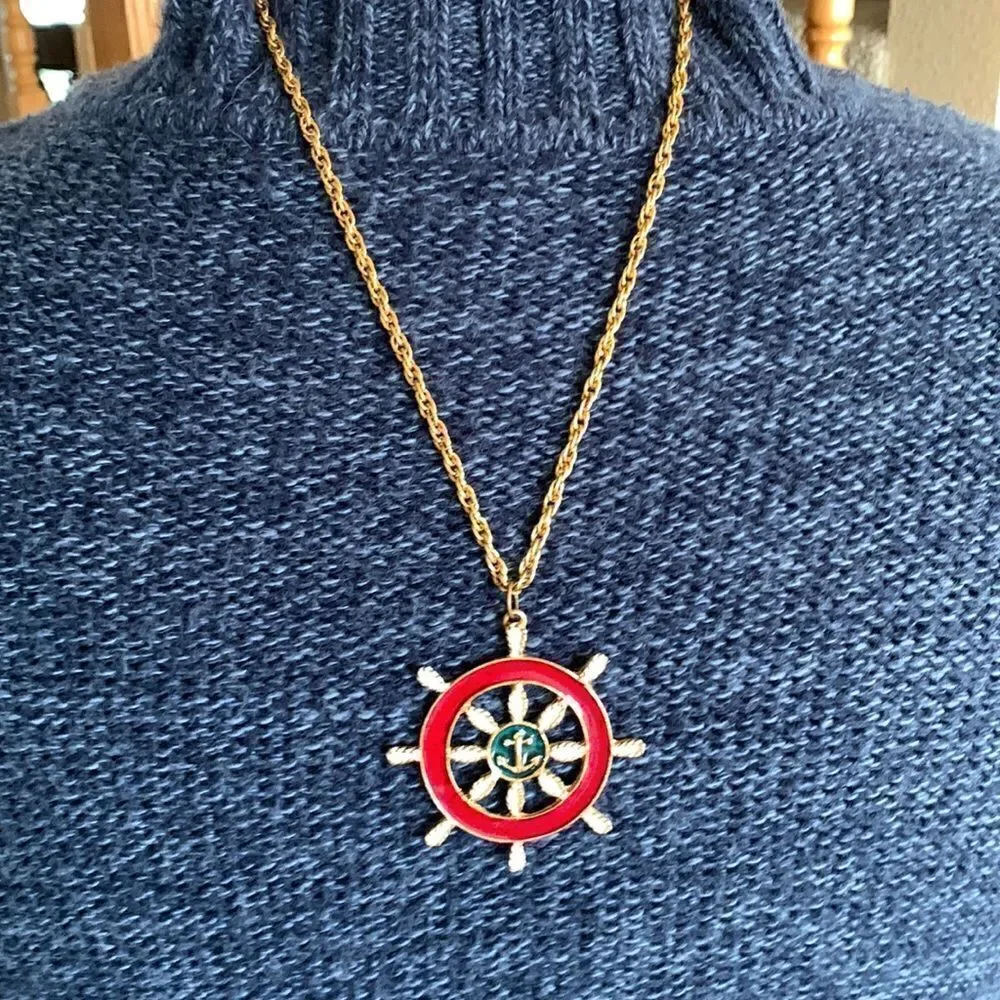 Vintage gorgeous necklace