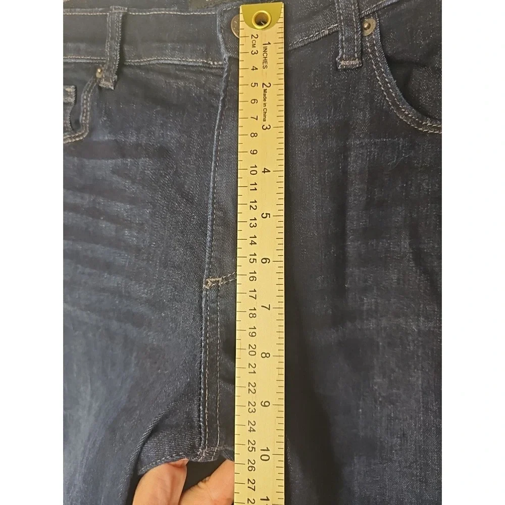 Banana Republic product pair