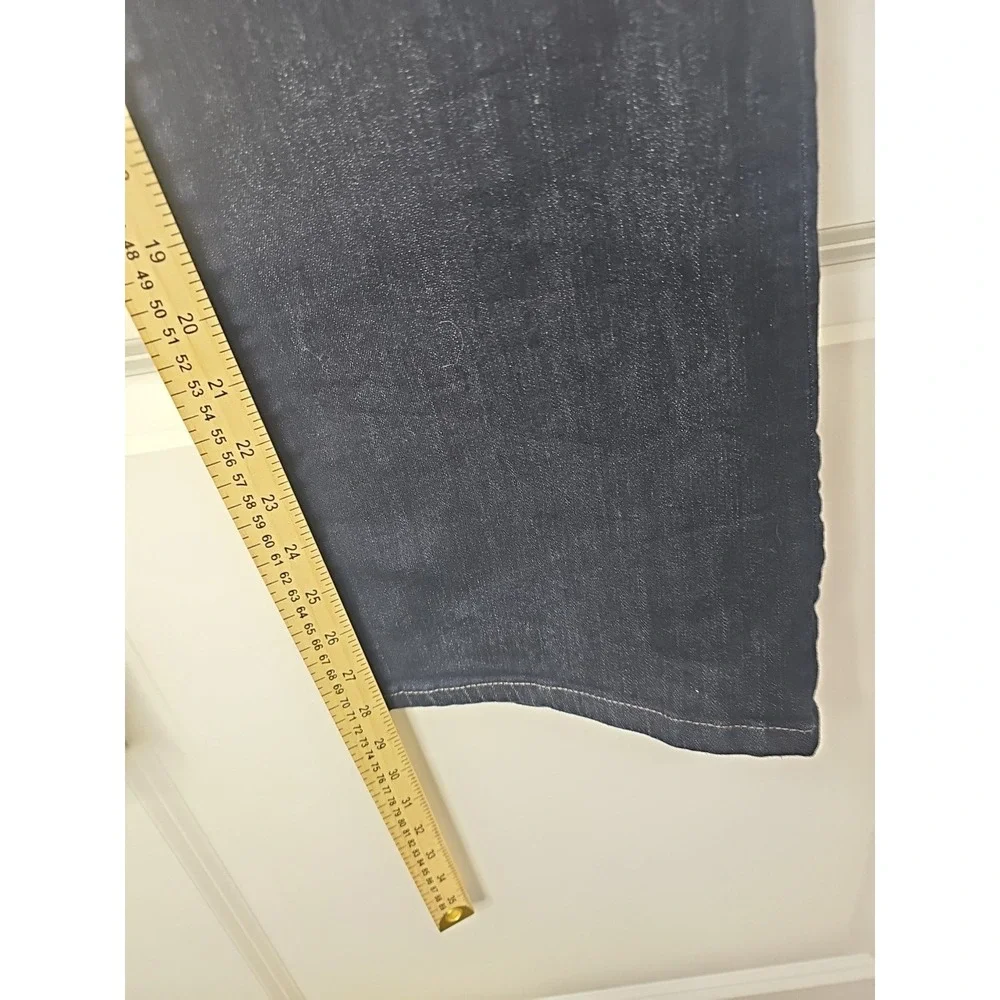 Banana Republic product pair