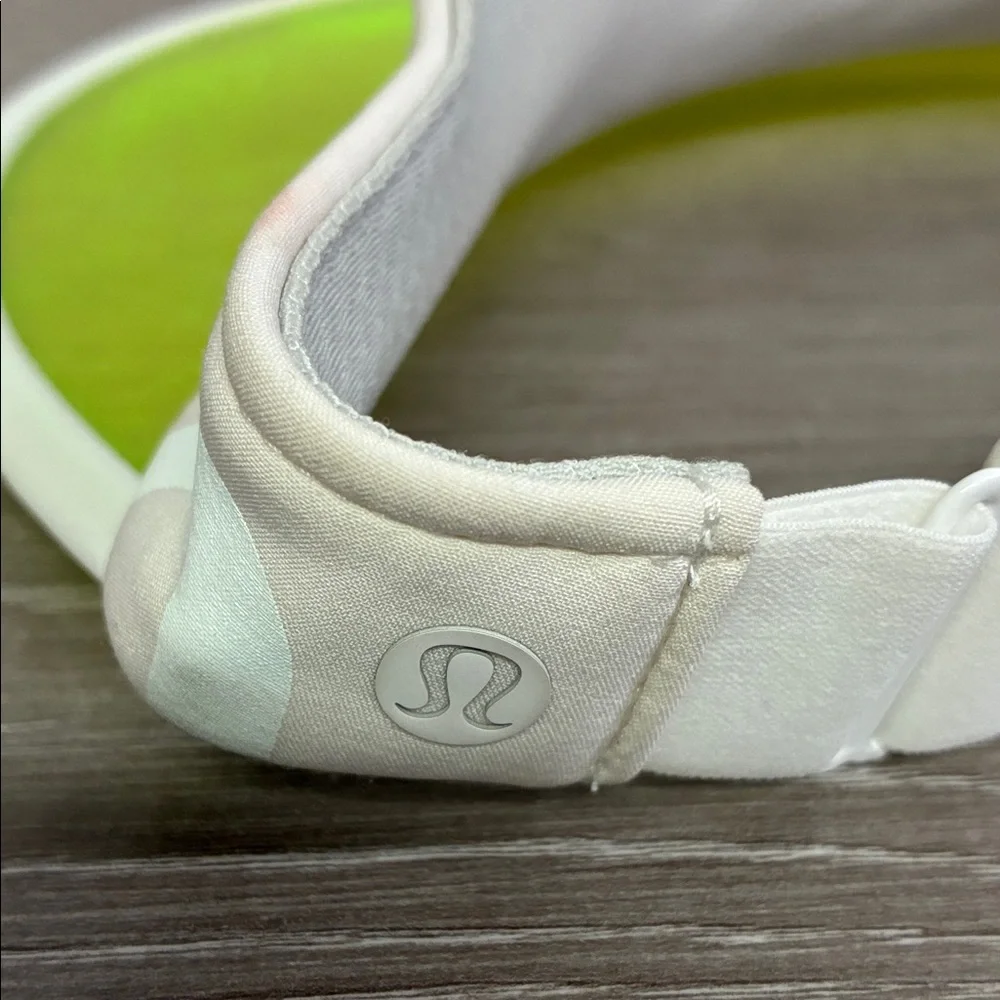 lululemon athletica lightweight athletic