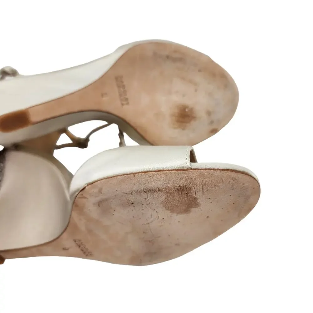 Badgley Mischka pump slim