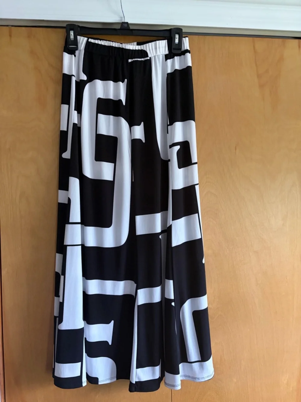 Susan Graver bold black