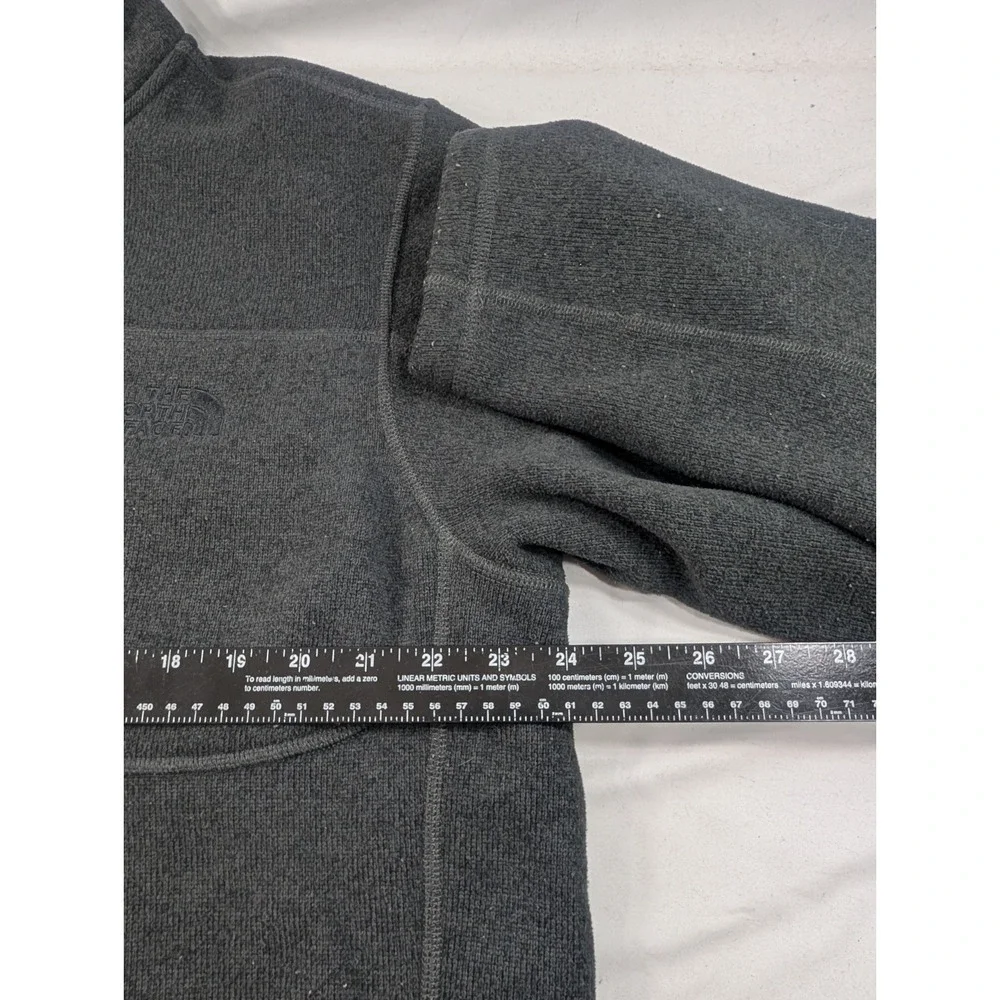 The North Face light lint