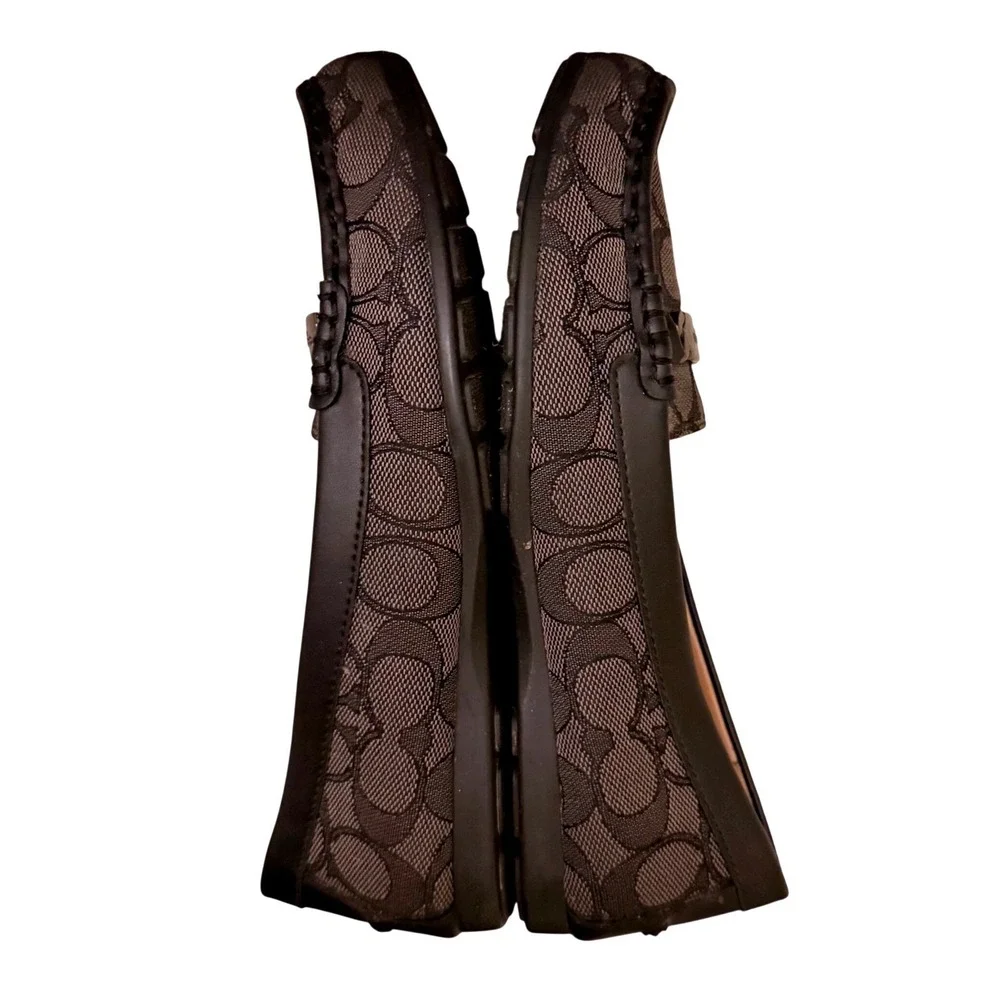 Coach olive signature