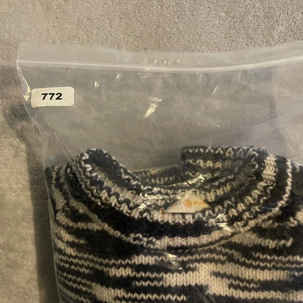 Tory Burch measurements pit
