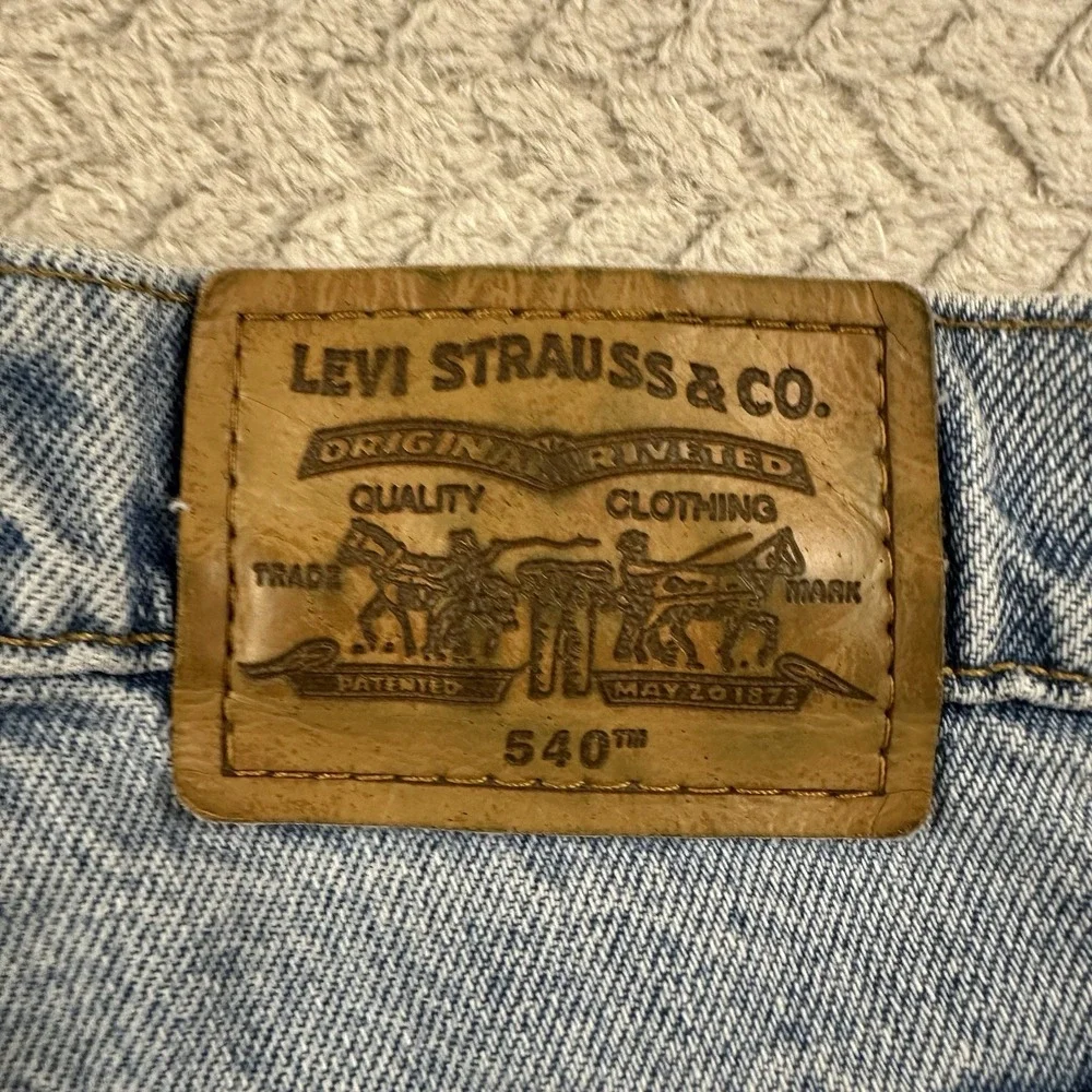 Levis 1997 small