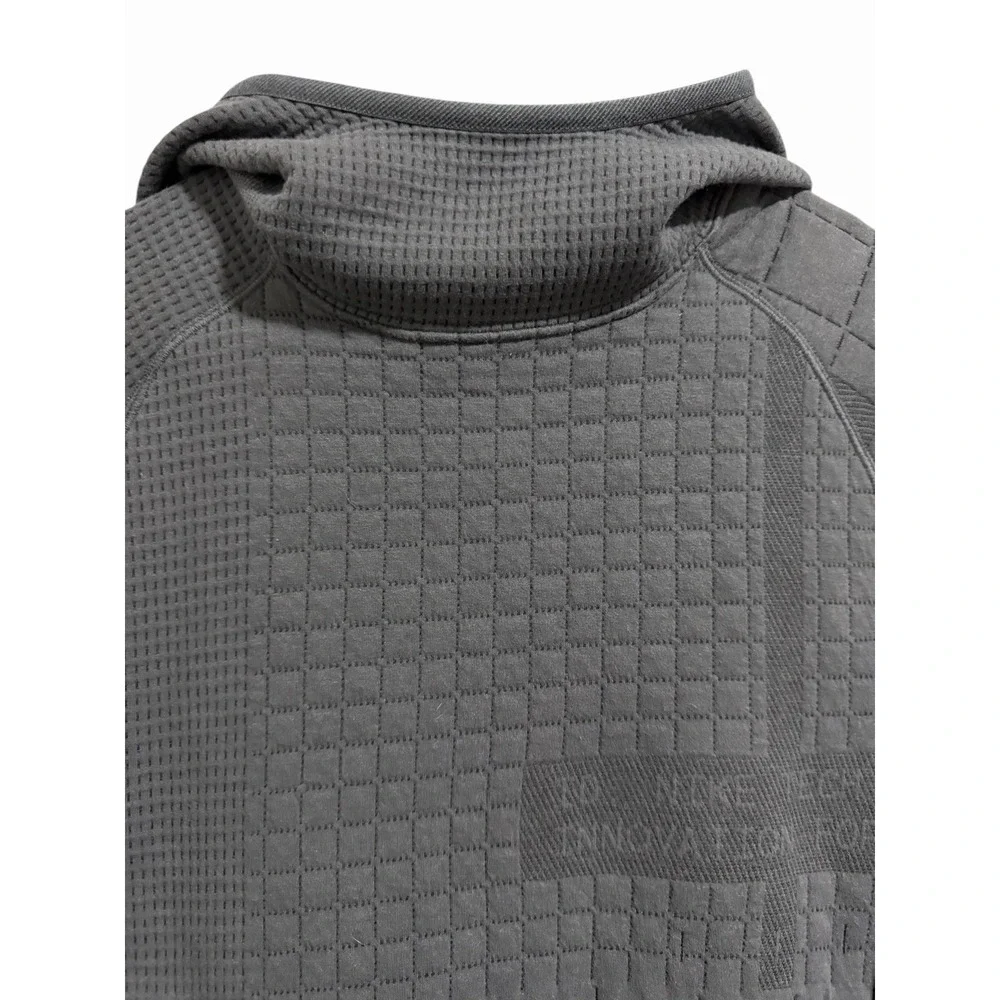 Nike sportswear therma