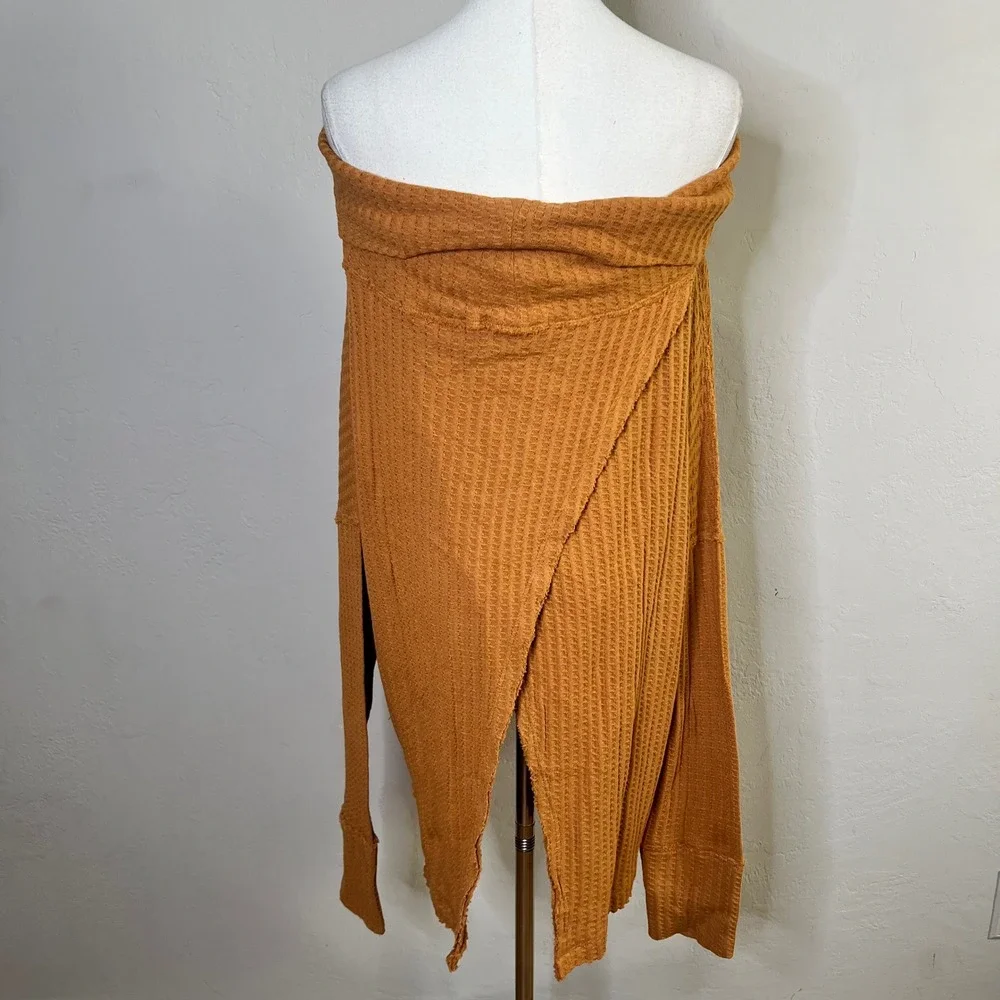 Free People rust cowl off