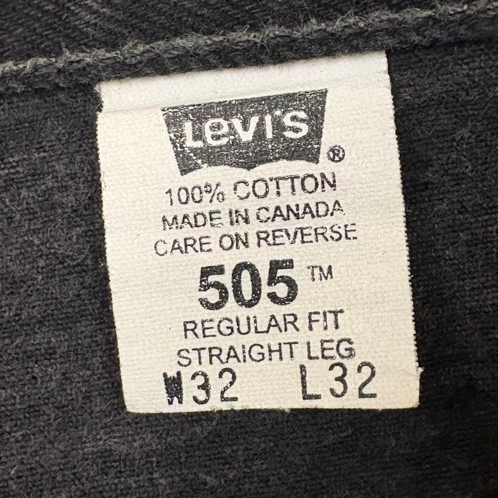 Levis excellent pair