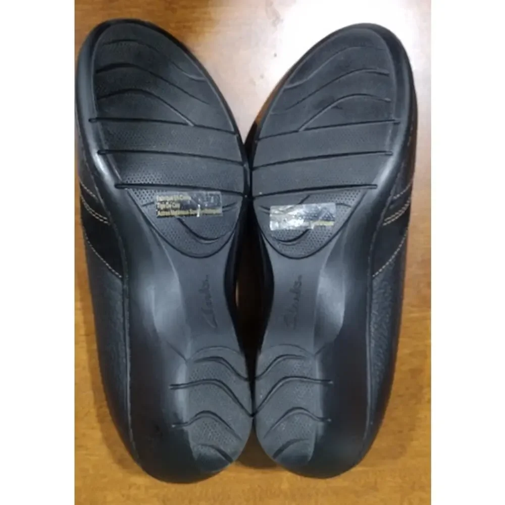 Clarks very nice