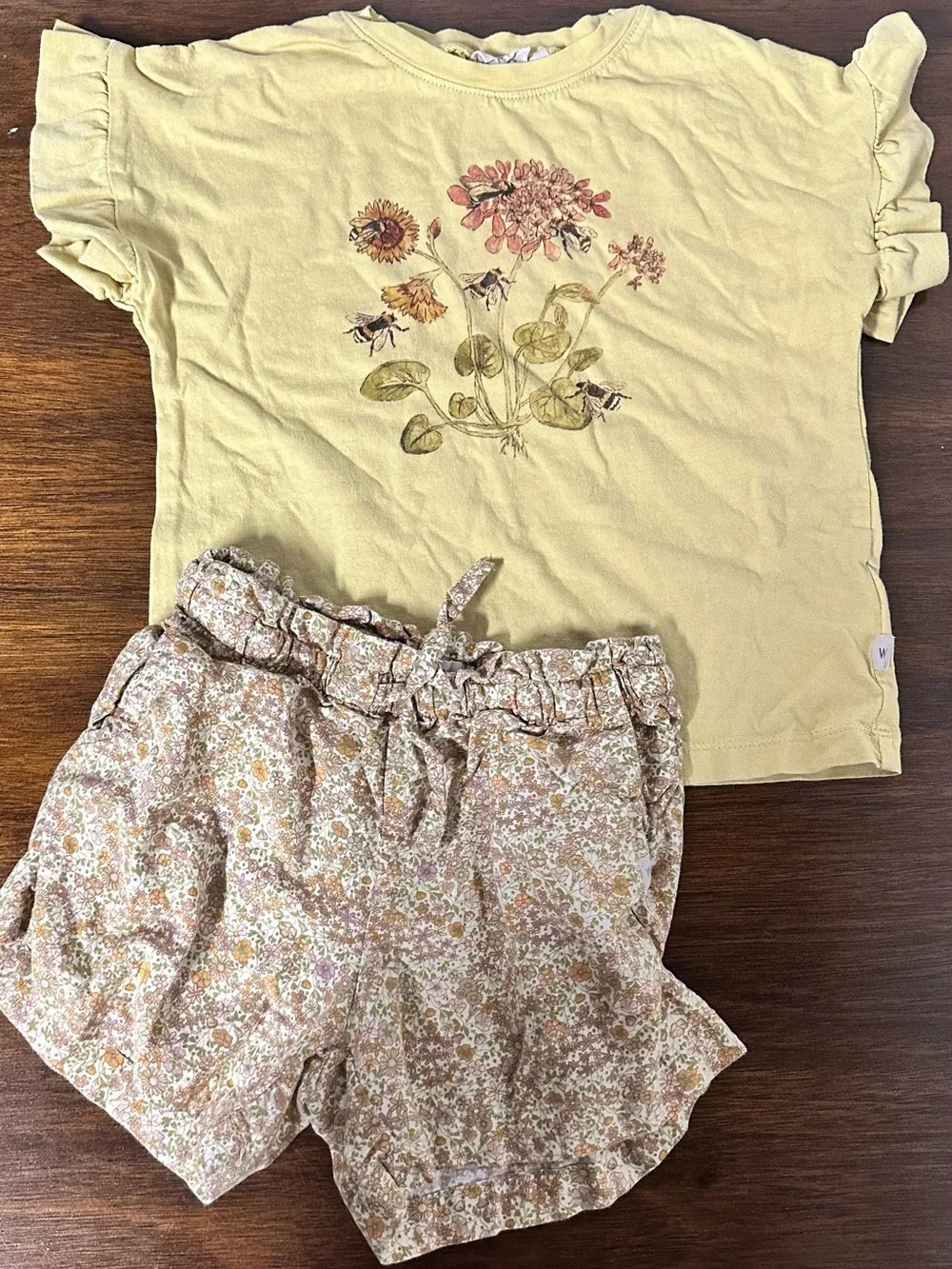 Wheat lightweight yellow