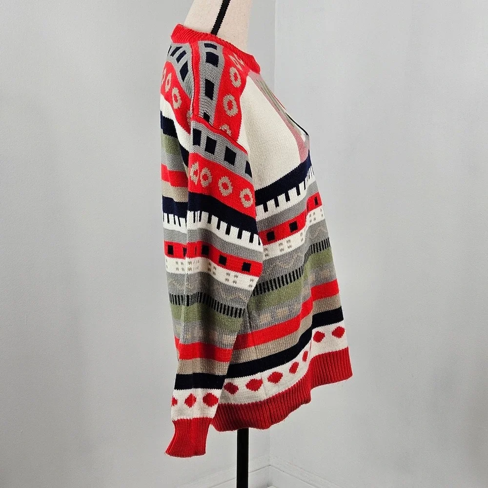 Emodi crew pattern collar