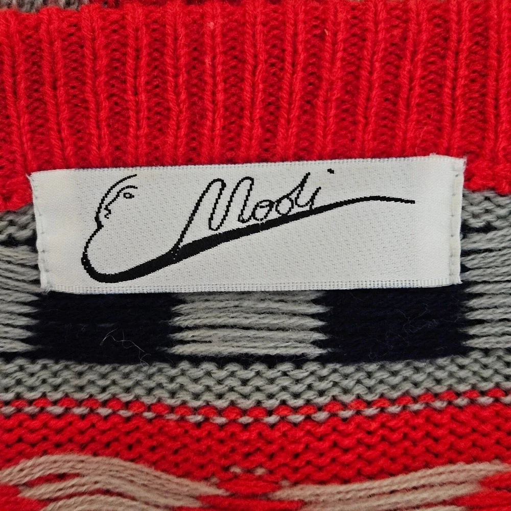 Emodi appears stores