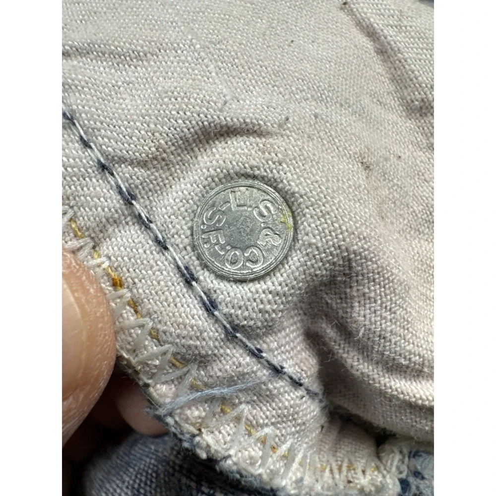 Levis item details
