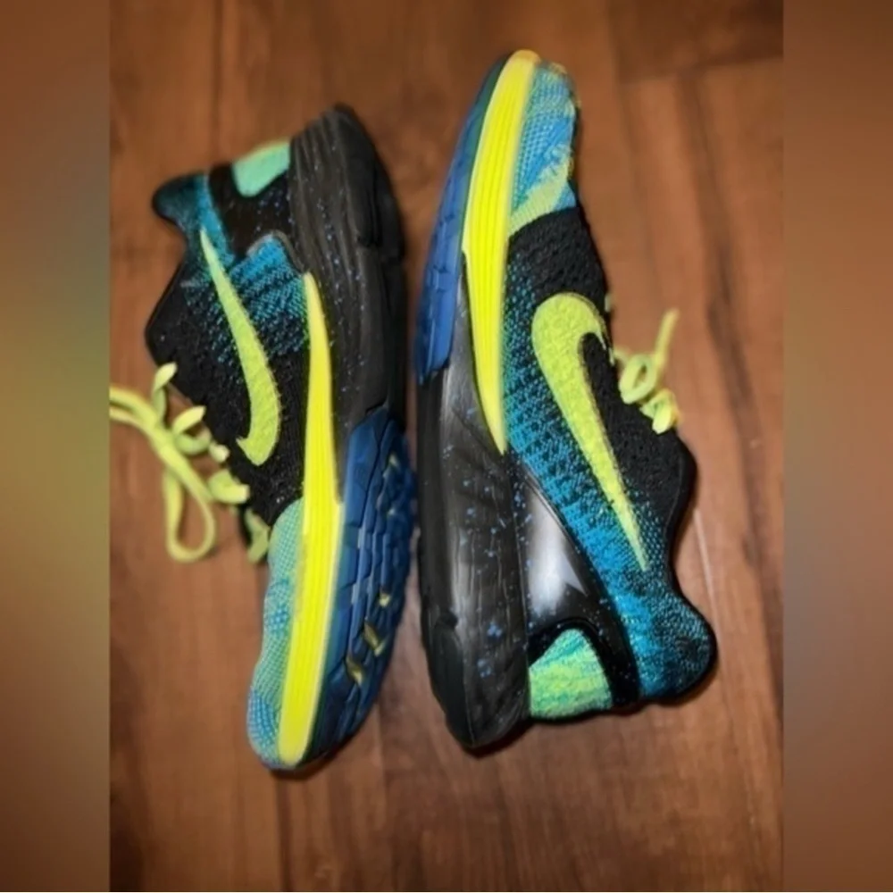Nike eye catching