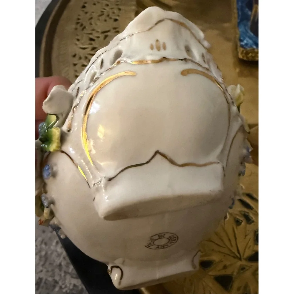 N/A highlights vanity reticulated