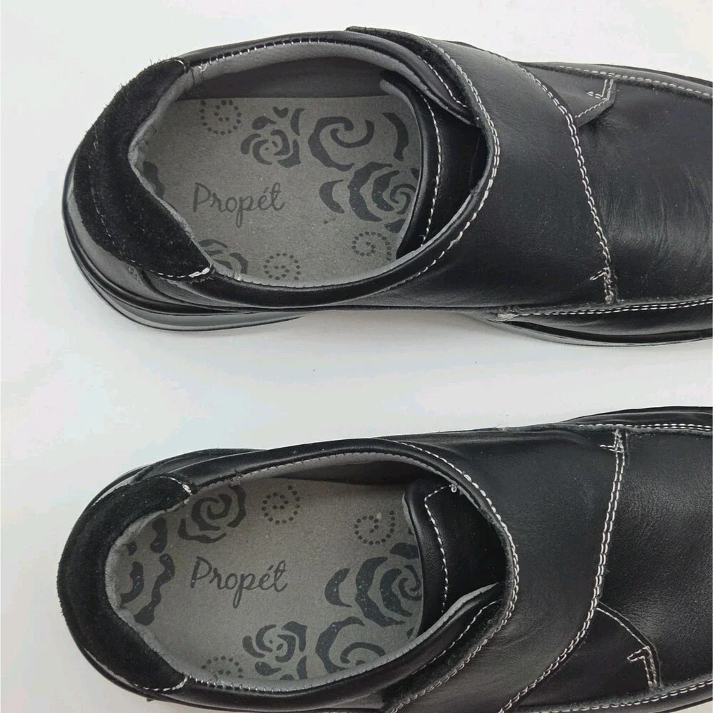 Propet shoe black