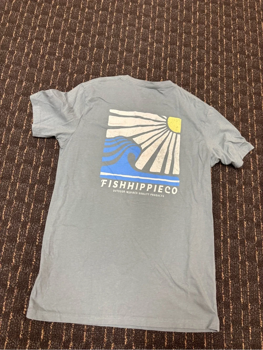 Fish Hippie Co. Kids' Gray Graphic Tee - Sun & Wave