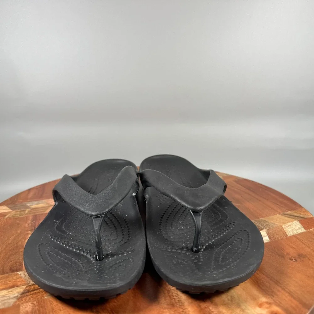 CROCS very good