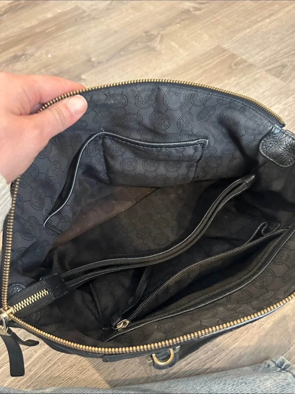 Michael Kors structured pebbled