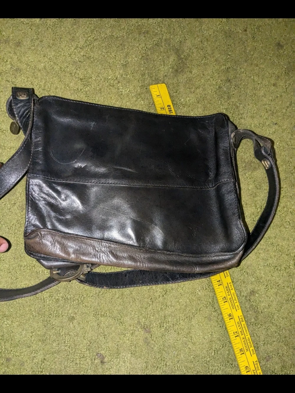 N/A flap black daily