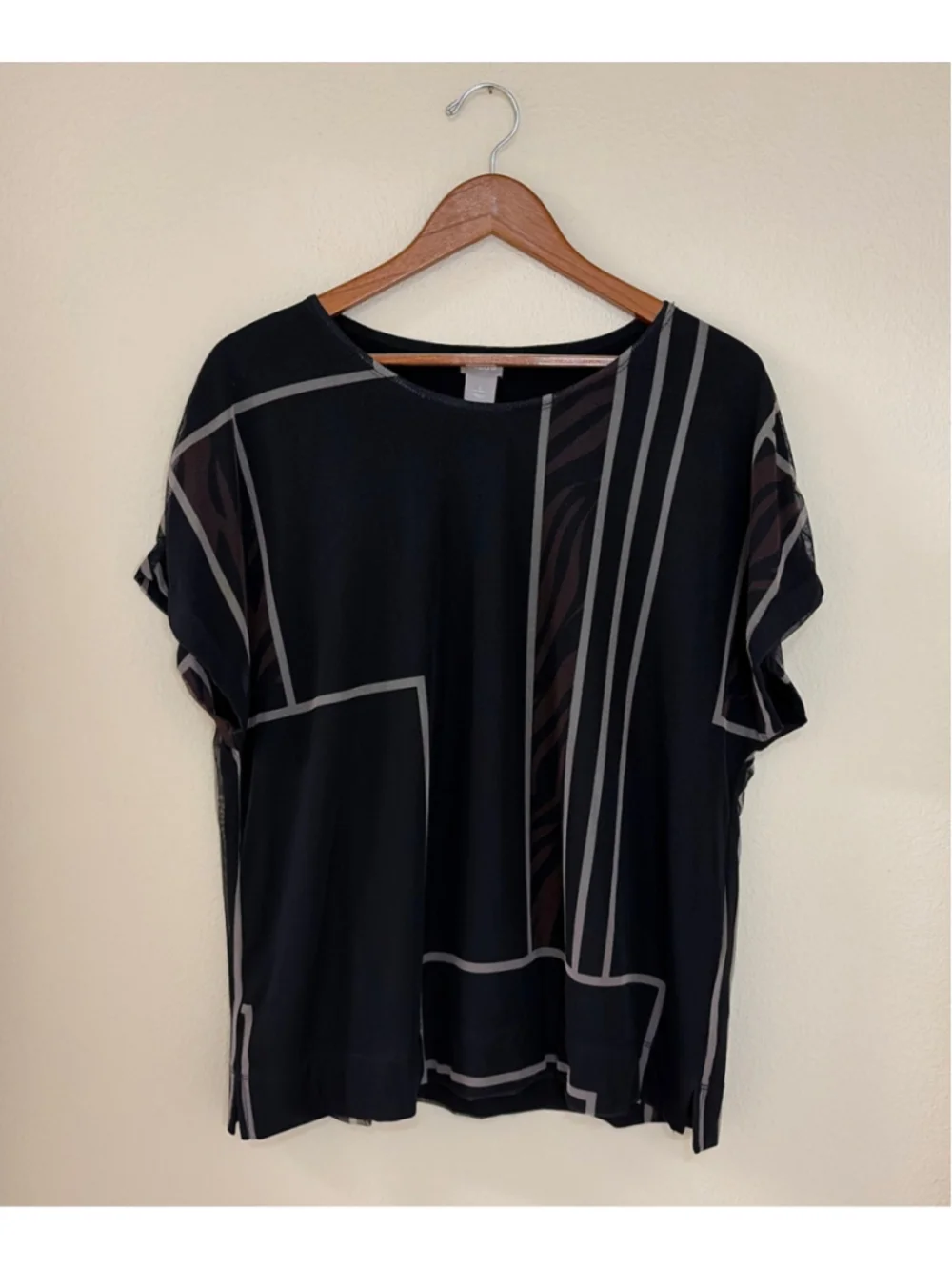 Chicos Womens Blouse Size L Black with Multi-color Detail