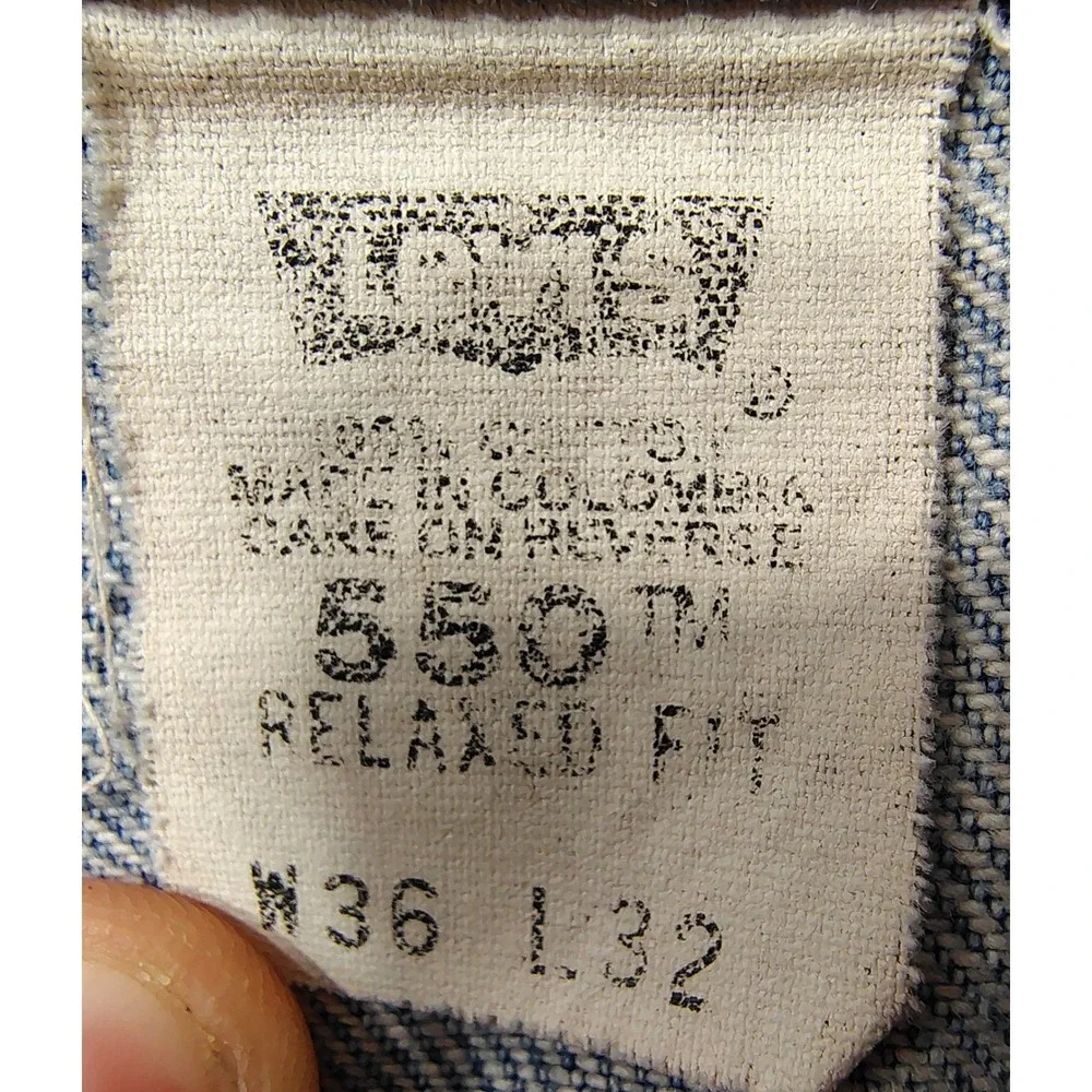 Levis feature light