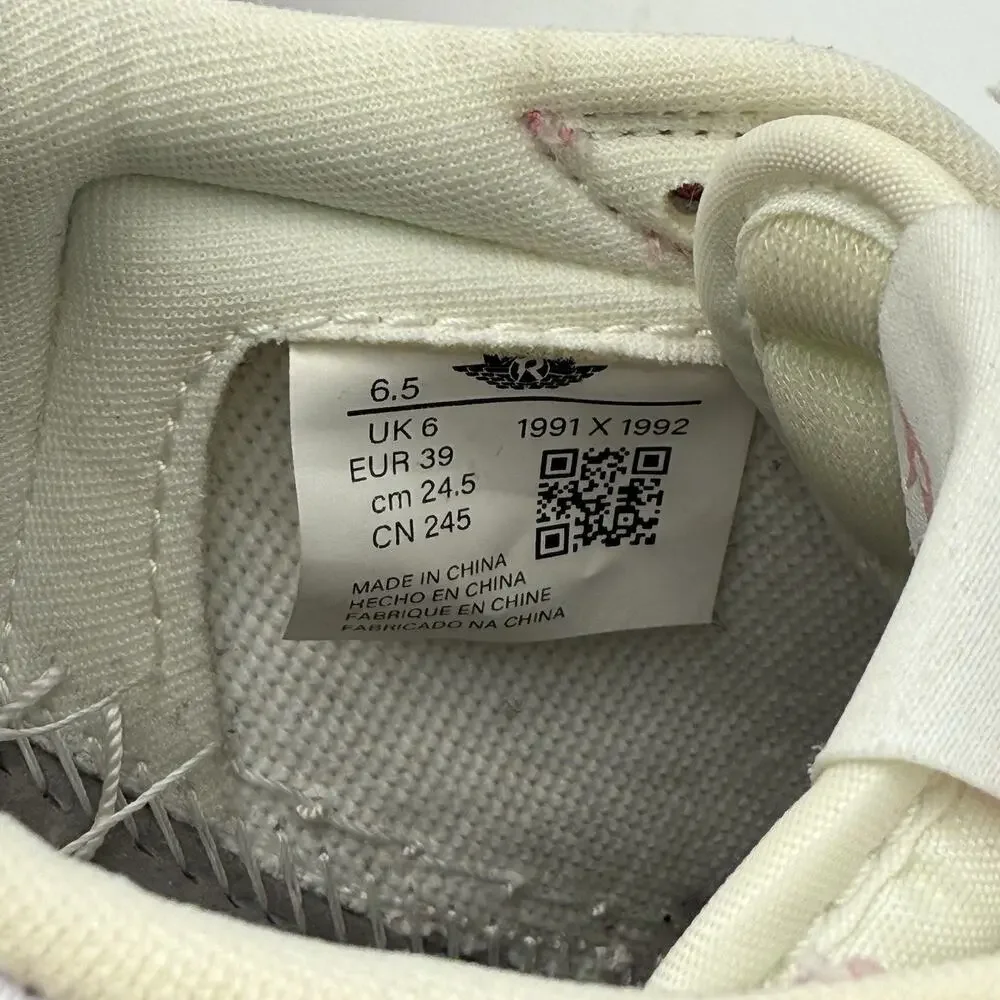Reves Paris used excellent