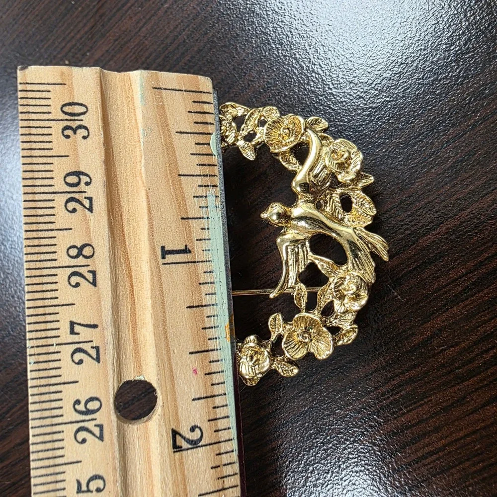 Vintage Gold Tone Bird and Rose Wreath Brooch Pin Nature Inspired Floral Wreath