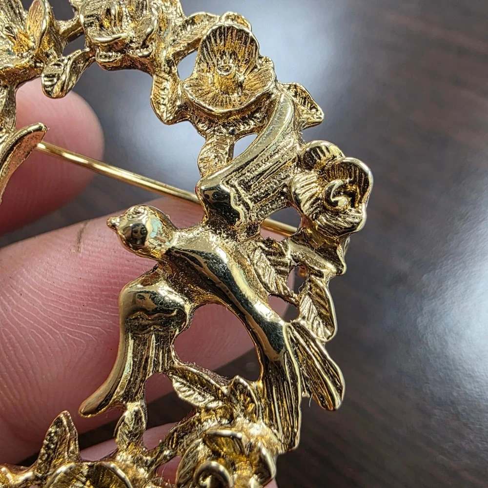 Vintage Gold Tone Bird and Rose Wreath Brooch Pin Nature Inspired Floral Wreath
