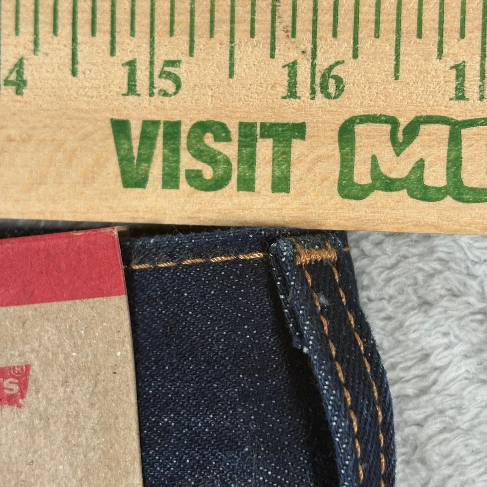 Levis levi 517
