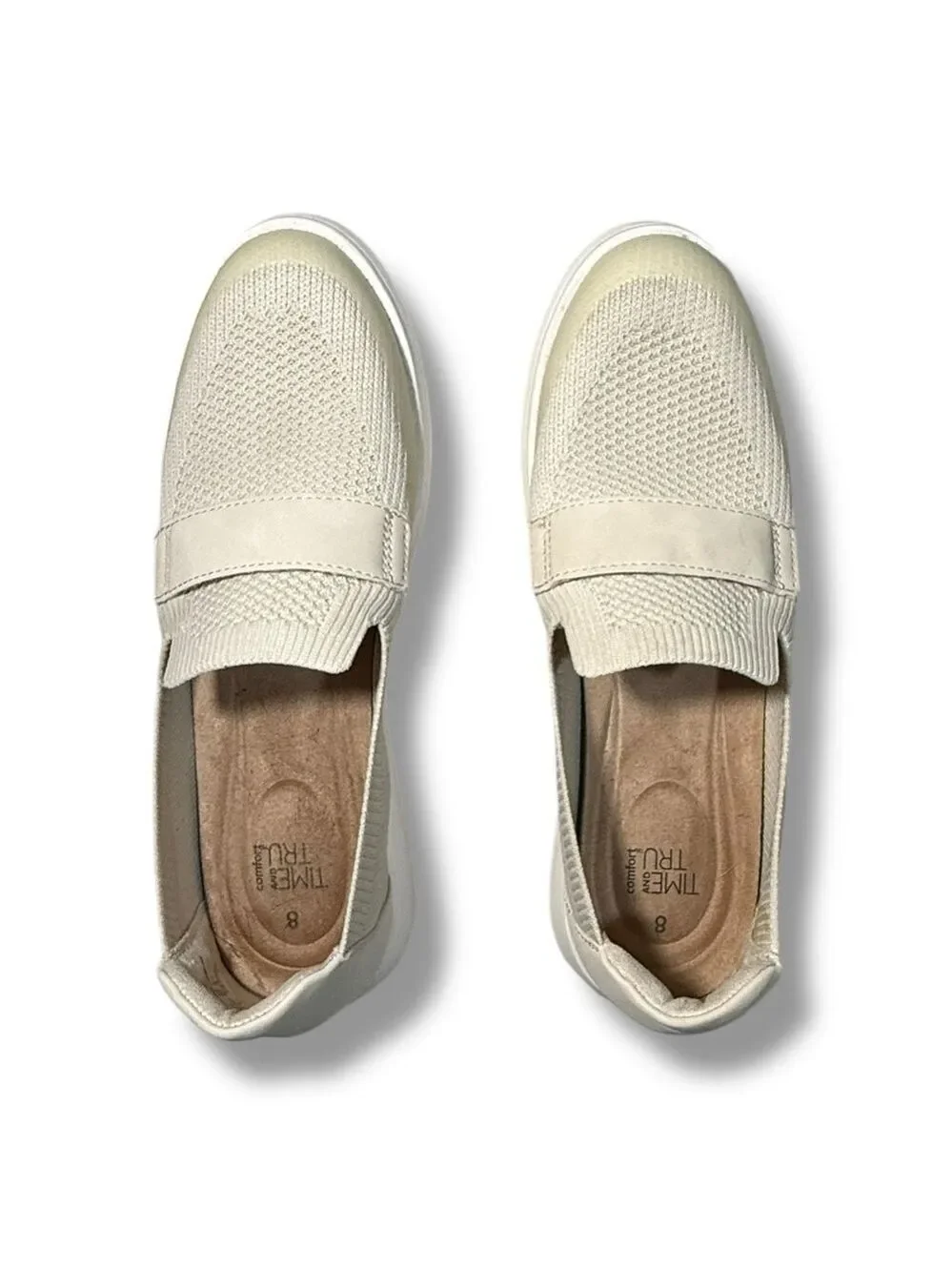 Time and Tru classic loafer
