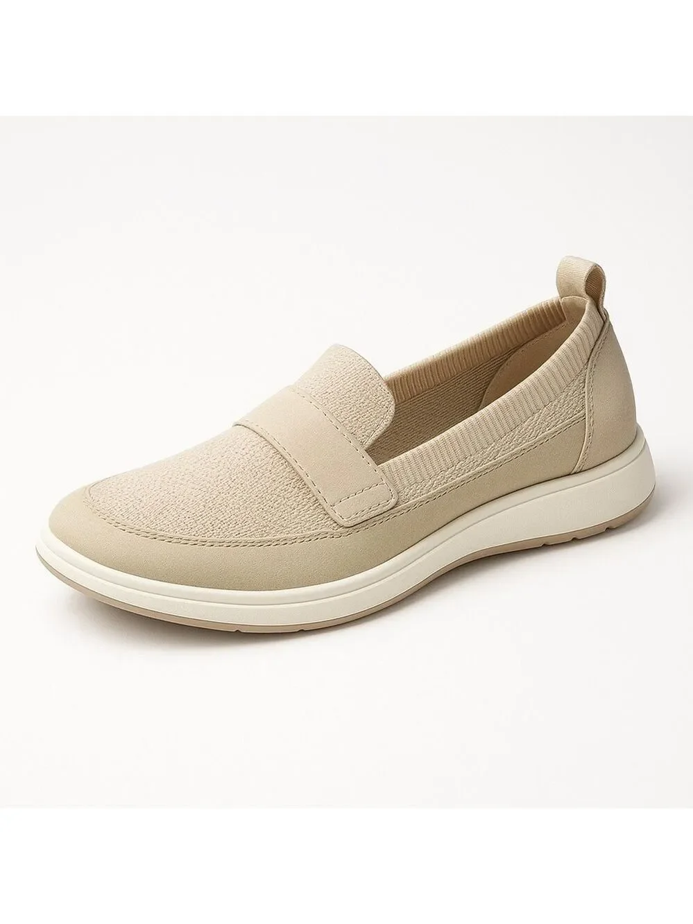 Time and Tru Women's Two-Tone Comfort Loafers Bone Size 8