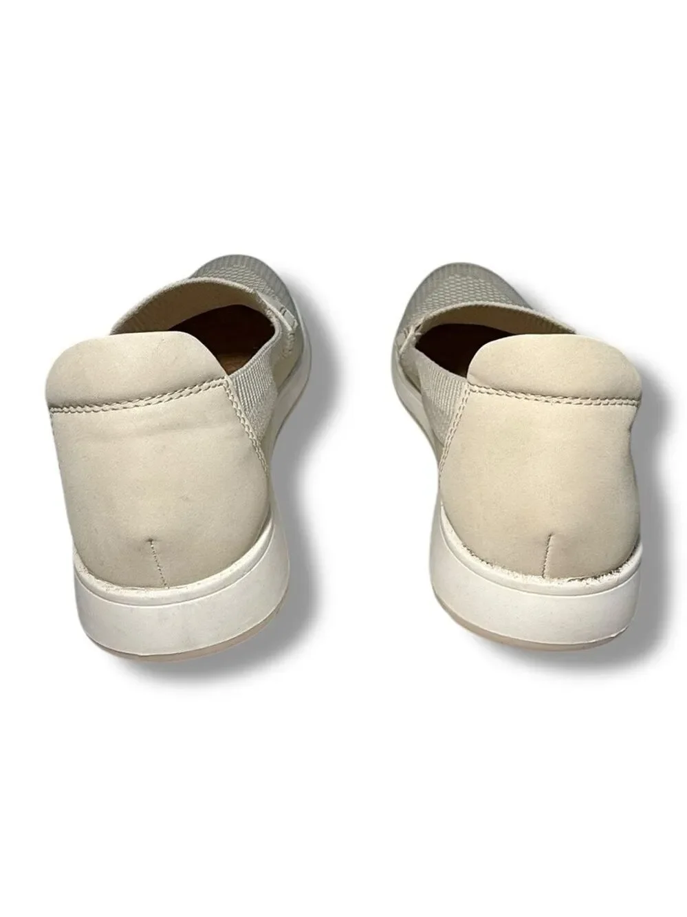 Time and Tru classic loafer
